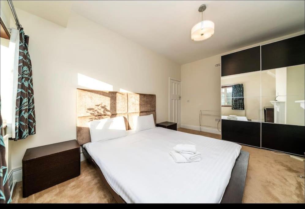 Appartement Immaculate Spacious 3 Bedrooms Flat Wembley Park *