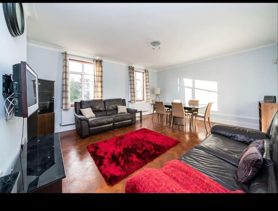 Immaculate Spacious 3 Bedrooms Flat Wembley Park Appartement Londres